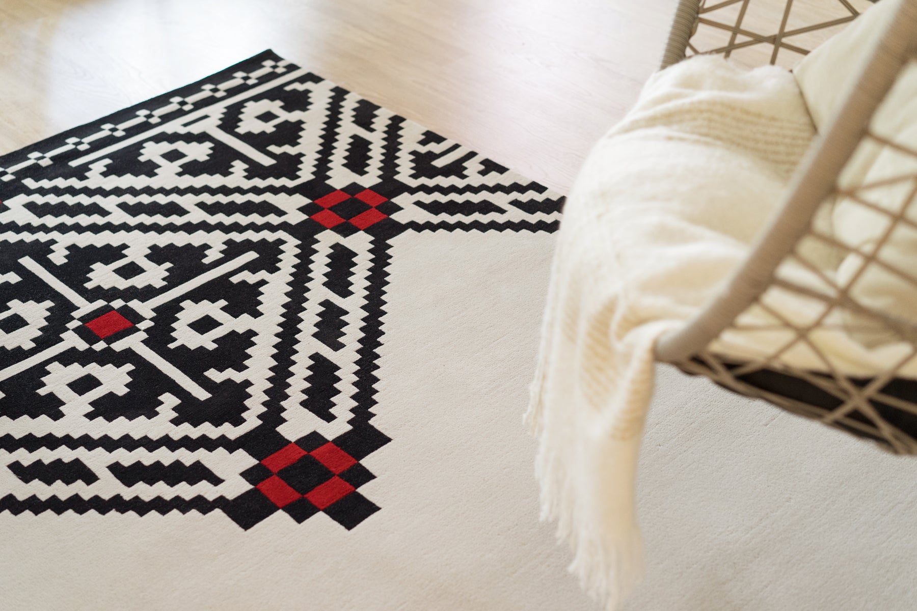 EDGY RUG – Dare to Rug