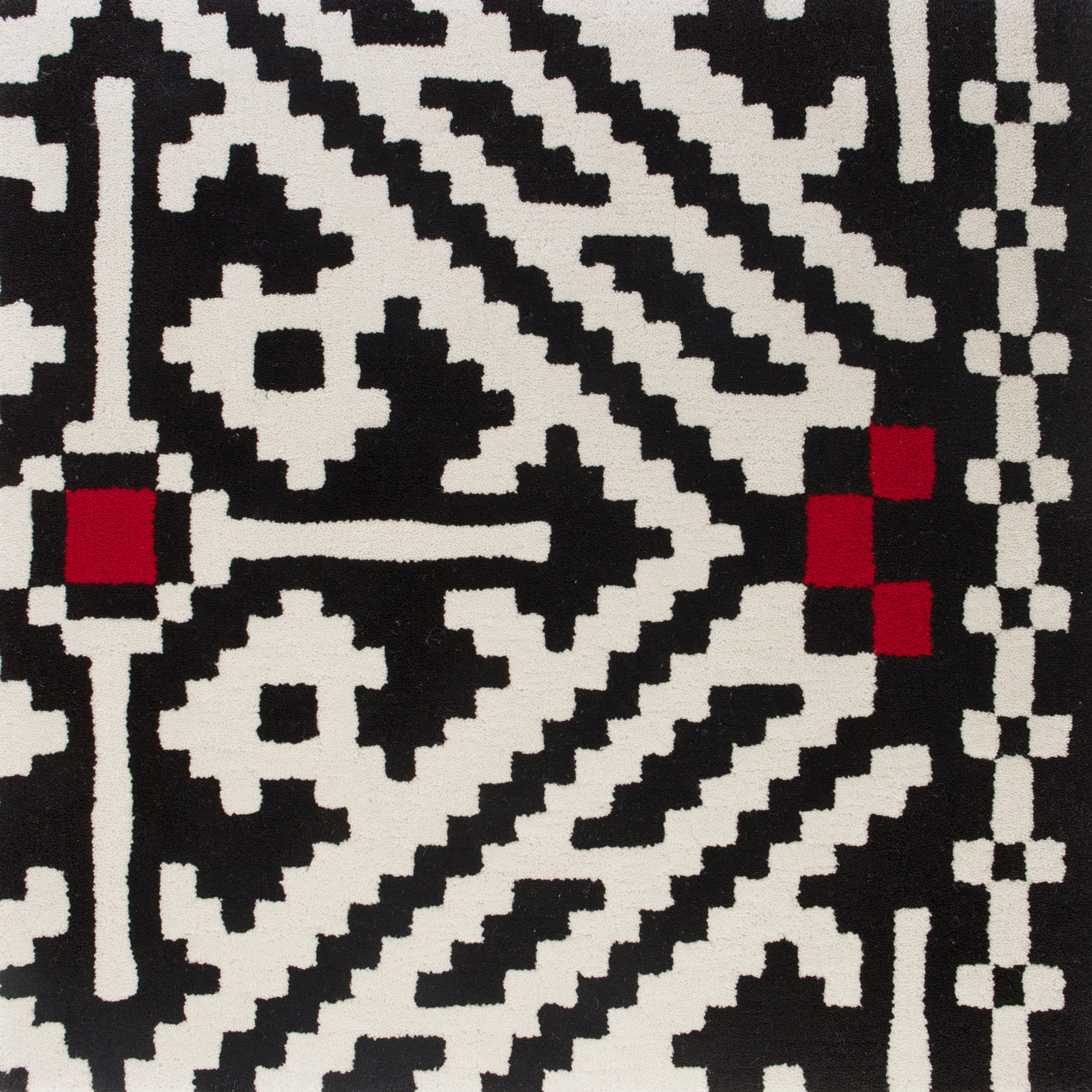 EDGY RUG – Dare to Rug
